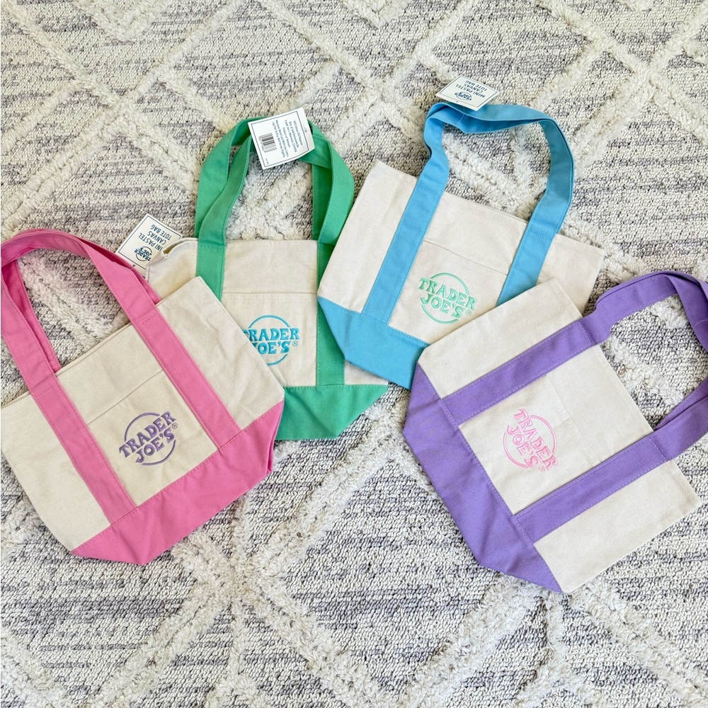 Trader Joe’s Mini Canvas Tote Bag Set